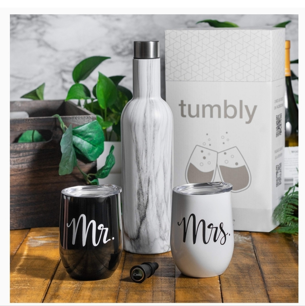 Tumbly Mr & Mrs Wine Tumbler Set